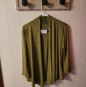 ☘️NWT Lime Green Salaam Cardigan Size M